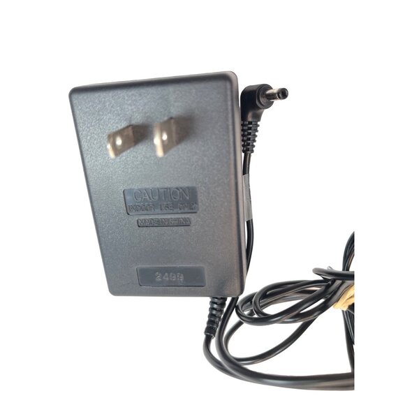Matsushita RF-EA4403 AC Adaptor 120V 60Hz 8W Output DC 4.5V 600mA Class 2 Power - Picture 2 of 4